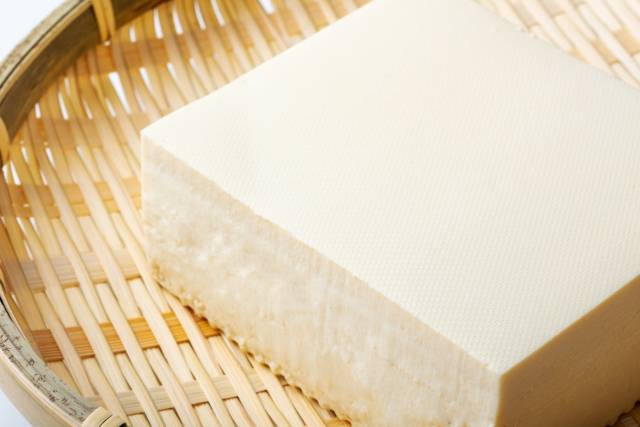 離乳食での豆腐の湯通しはいつまで必要なの